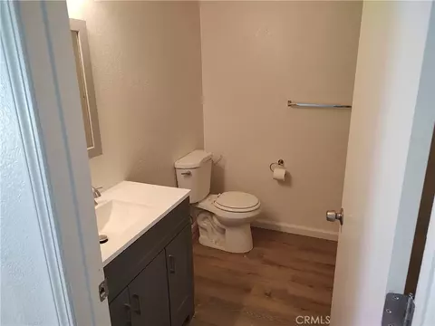 Bath - 1131 Barstow Rd, Barstow, CA 92311 photo 6 of 6