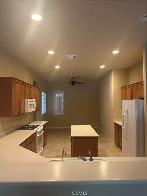 10030 El Dorado St, Apple Valley, CA 92308 photo 23