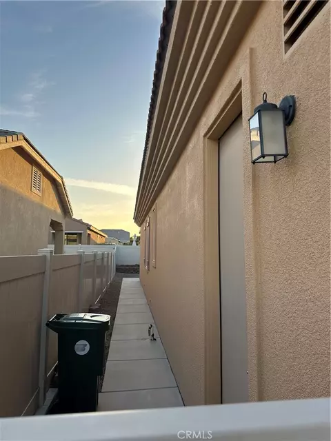 10030 El Dorado St, Apple Valley, CA 92308 photo 4