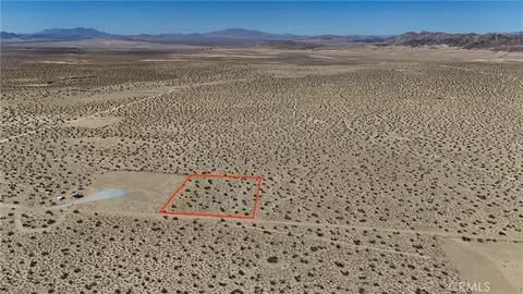 752 Firethorn Way, Johnson Valley, CA 92285