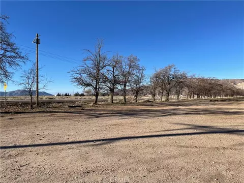 20028 Tehachapi Willow Springs Rd, Tehachapi, CA 93561 photo 4