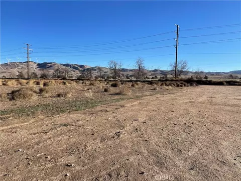 20028 Tehachapi Willow Springs Rd, Tehachapi, CA 93561 photo 22
