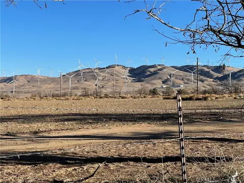 20028 Tehachapi Willow Springs Rd, Tehachapi, CA 93561 photo 25