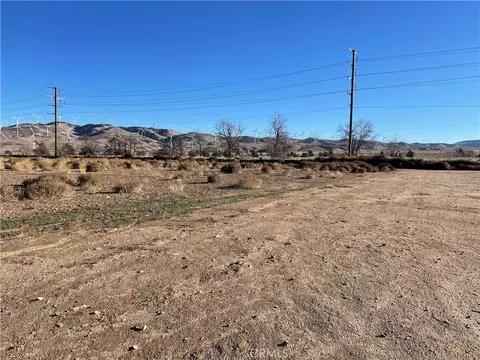 20028 Tehachapi Willow Springs Rd, Tehachapi, CA 93561 photo 23
