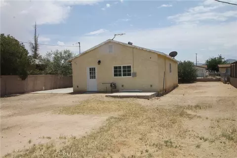 Exterior - 509 E Williams St, Yermo, CA 92398 photo 3 of 4