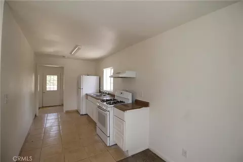 Entry Way - 509 E Williams St, Yermo, CA 92398 photo 1 of 1