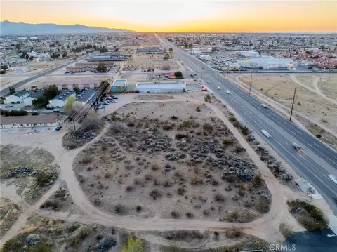 16401 Bear Valley Rd, Hesperia, CA 92345
