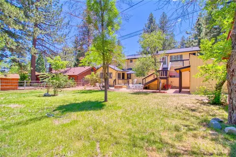 Exterior - 960 Snowbird Rd, Wrightwood, CA 92397 photo 10 of 21