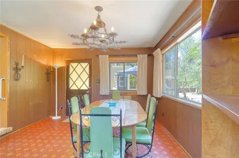 Dining - 960 Snowbird Rd, Wrightwood, CA 92397 photo 2 of 3