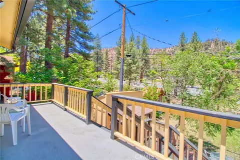 Exterior - 960 Snowbird Rd, Wrightwood, CA 92397 photo 2 of 20