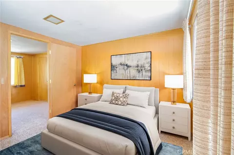Bedroom - 960 Snowbird Rd, Wrightwood, CA 92397 photo 3 of 13