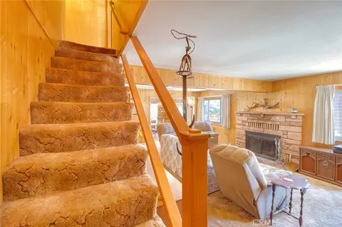 Entry Way - 960 Snowbird Rd, Wrightwood, CA 92397 photo 2 of 2
