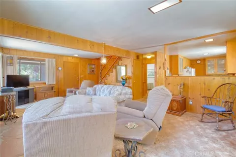 Living - 960 Snowbird Rd, Wrightwood, CA 92397 photo 6 of 8