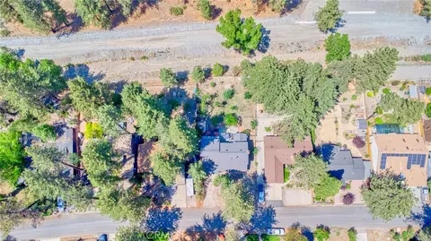 View/Area - 960 Snowbird Rd, Wrightwood, CA 92397 photo 2 of 5