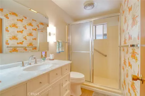 Bath - 960 Snowbird Rd, Wrightwood, CA 92397 photo 1 of 2