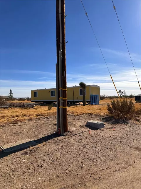 12729 Rochester Rd, Phelan, CA 92371