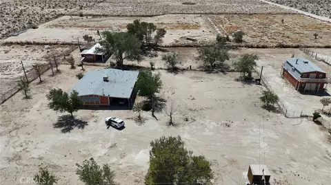 11690 Camp Rock Rd, Lucerne Valley, CA 92356