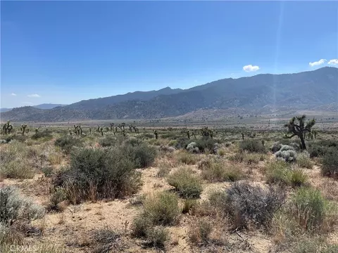15310023 Kelso Valley Rd, Weldon, CA 93283