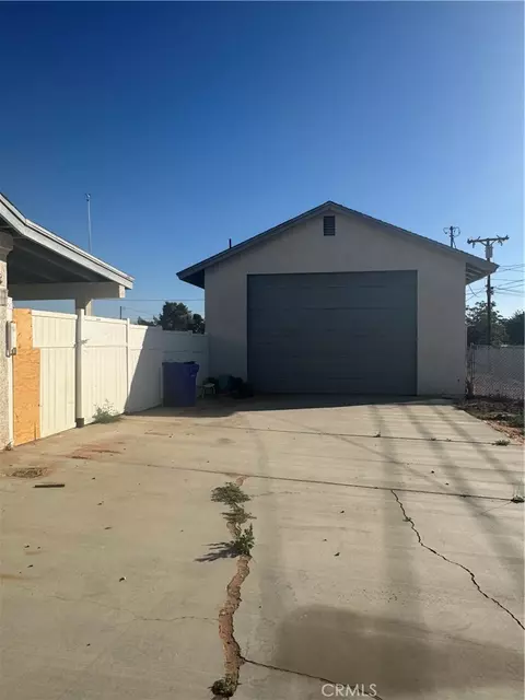 Other - 20635 Tonawanda Rd, Apple Valley, CA 92307 photo 3 of 3