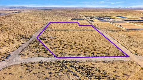 70 Jonathan St, Adelanto, CA 92301 photo 8