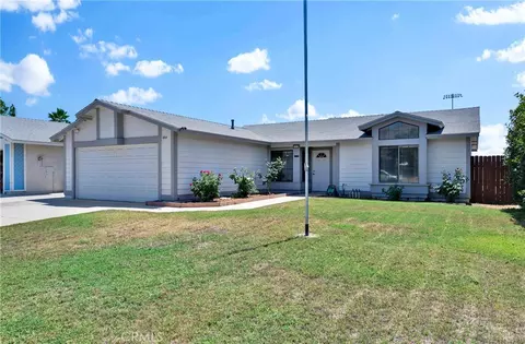 444 Westminister Dr, San Jacinto, CA 92583
