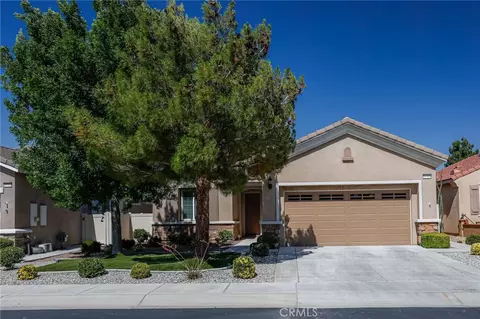 10301 Darby Rd, Apple Valley, CA 92308