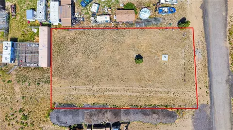 45911 Vale Dr, Big Bear City, CA 92314