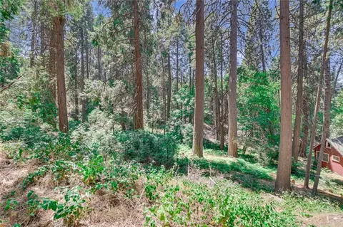 590 Electra Dr, Crestline, CA 92325 photo 3