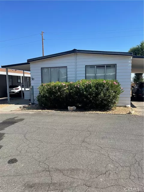 22601 Bear Valley Rd #70, Apple Valley, CA 92308