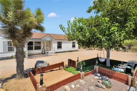 32252 Emerald Rd, Lucerne Valley, CA 92356