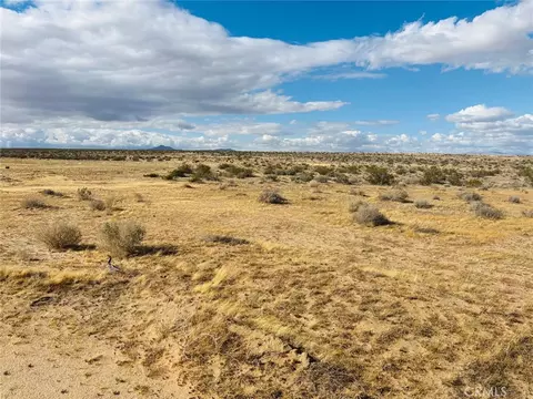 5 Timlin Way, California City, CA 93505