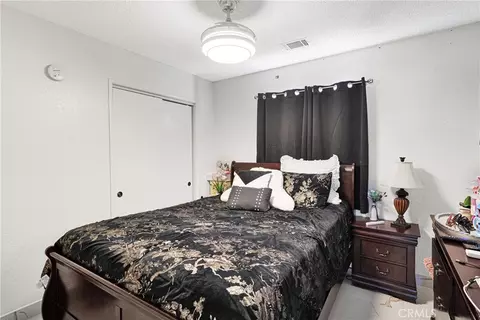 Bedroom - 22035 Pahute Rd, Apple Valley, CA 92308 photo 1 of 4
