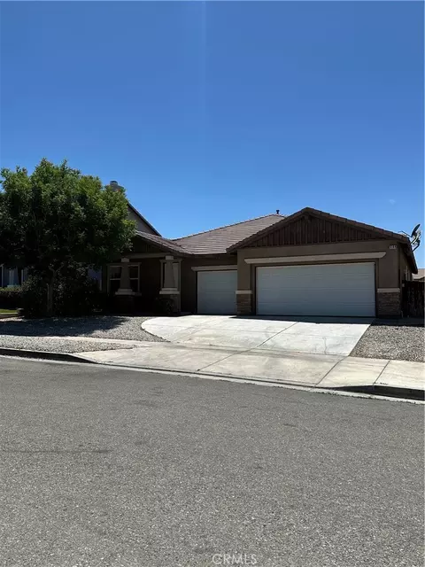 9144 Cloud View Ave, Hesperia, CA 92344