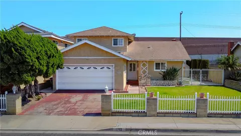 1702 E Bach St, Carson, CA 90745