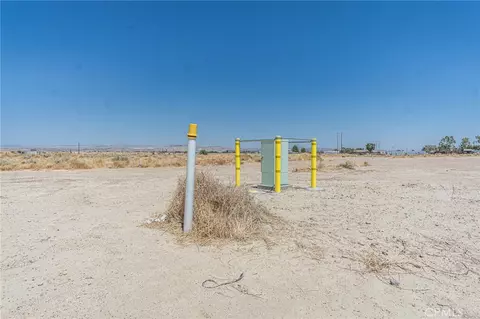 35453 Lenwood Rd, Barstow, CA 92311 photo 6