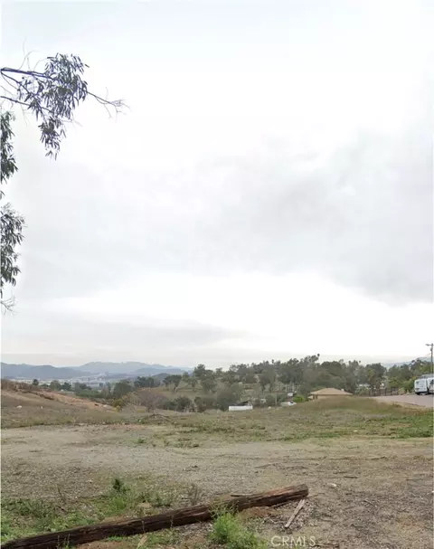 9 Gunder, Lake Elsinore, CA 92530