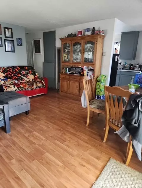 10784 Kern, Hesperia, CA 92345 photo 3