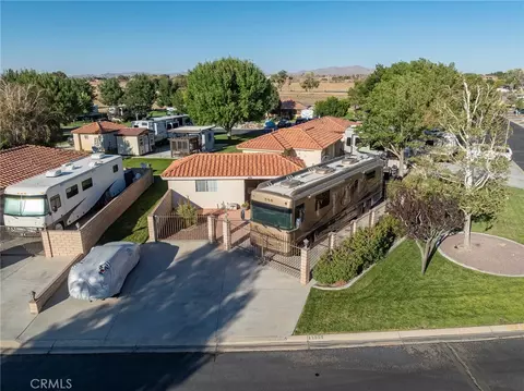 11555 Wedgewood Dr, Apple Valley, CA 92308