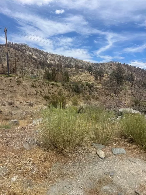 26629 Swallow Hill Dr, Wrightwood, CA 92397 photo 3