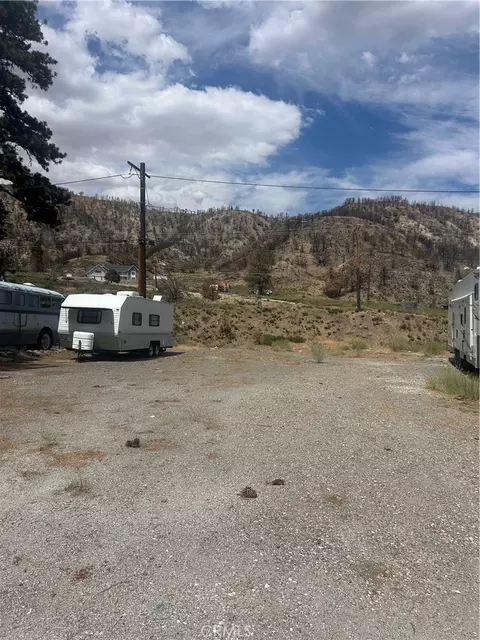 26629 Swallow Hill Dr, Wrightwood, CA 92397