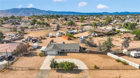 18465 Danbury Ave, Hesperia, CA 92345