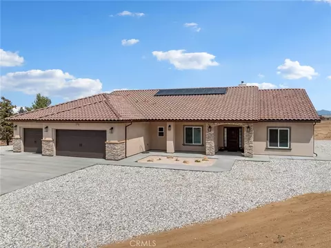 5021 Chelsea St, Phelan, CA 92371