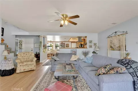 Living - 27871 Jasmine, Helendale, CA 92342 photo 4 of 5