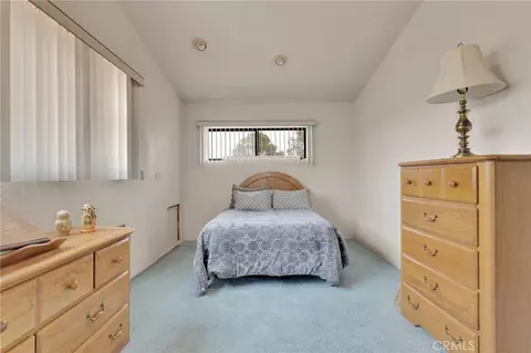 Bedroom - 27871 Jasmine, Helendale, CA 92342 photo 6 of 7