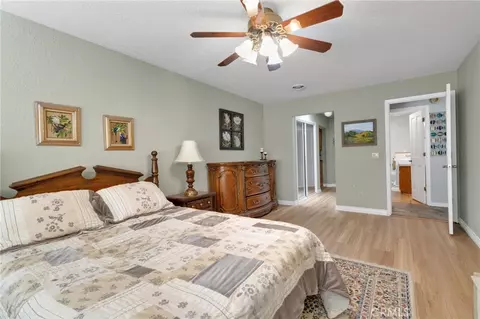 Bedroom - 27871 Jasmine, Helendale, CA 92342 photo 4 of 7