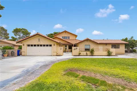 Exterior - 27871 Jasmine, Helendale, CA 92342 photo 2 of 13