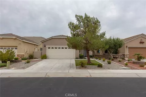19453 Maple Creek Rd, Apple Valley, CA 92308