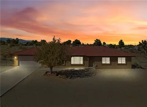 14022 Valle Vista Rd, Phelan, CA 92371