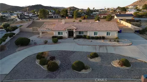 16392 Monache Rd, Apple Valley, CA 92307