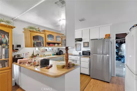Kitchen - 14720 Main St, Hesperia, CA 92345 photo 1 of 2